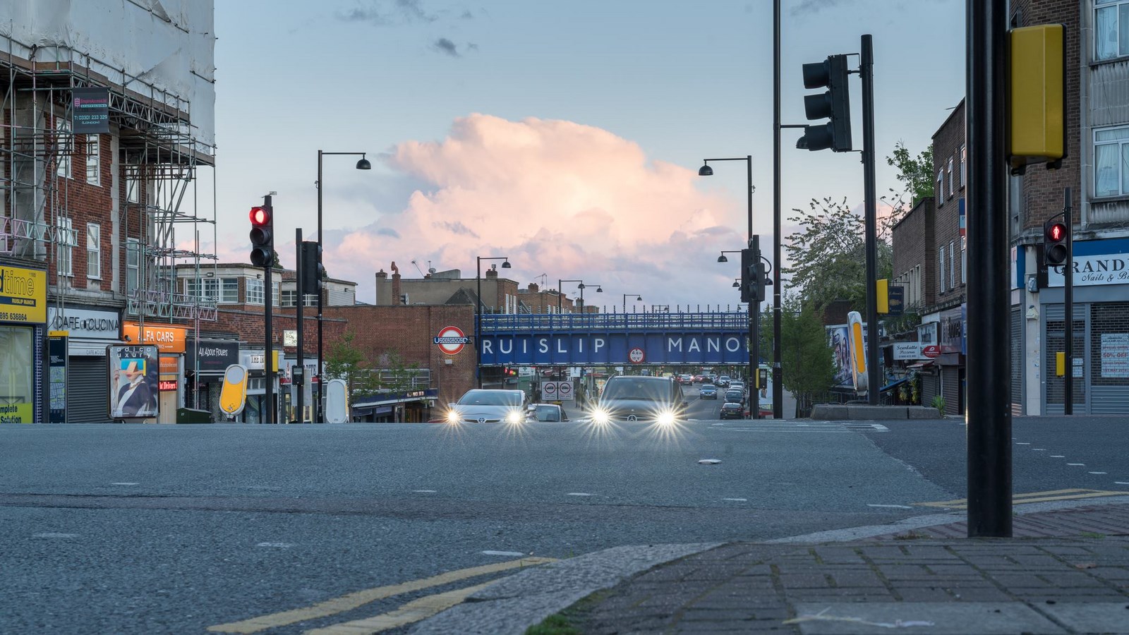 Ruislip Manor Middlesex HA4